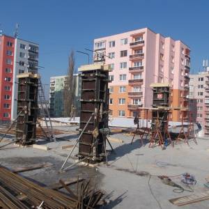 rekonstrukcia-bytoveho-domu-cadca-004_original